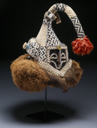 Kuba art mask