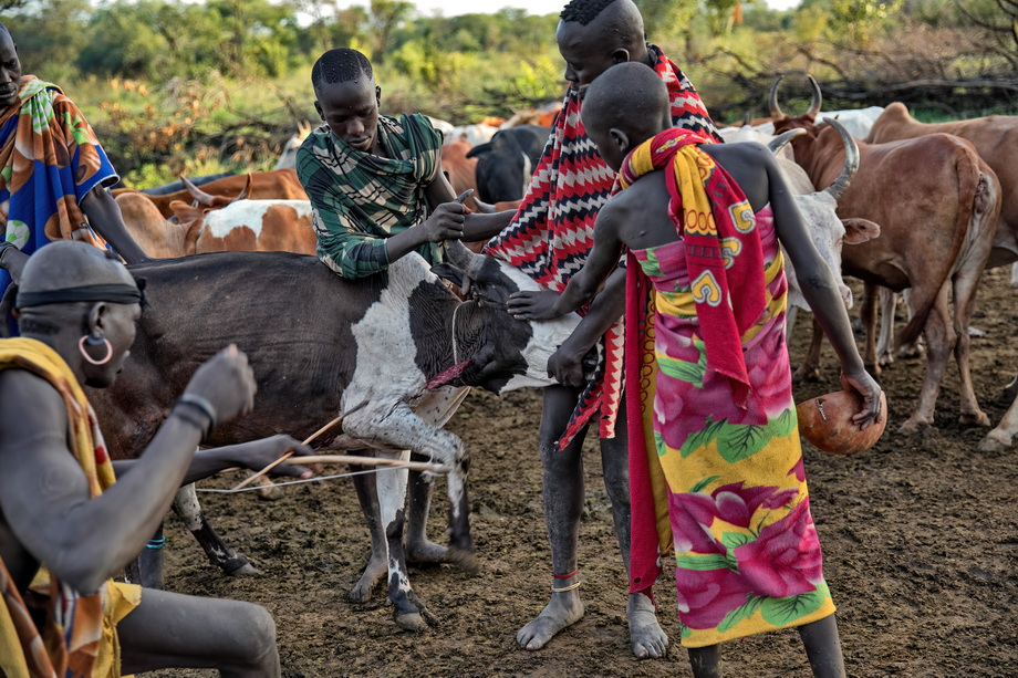 Mursi People